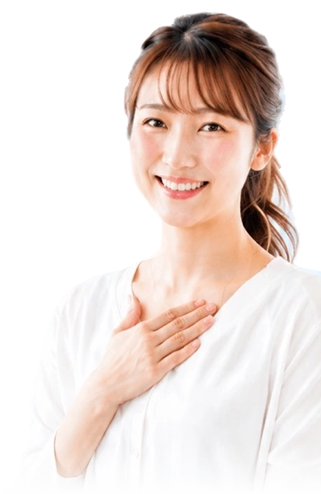 笑顔の女性。写真はイメージです。